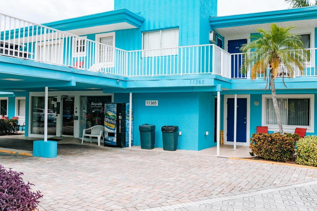 Bayside Inn And Marina Treasure Island Exterior photo